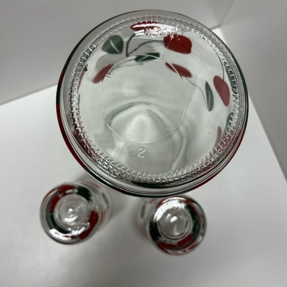 Vintage 60s 3 piece Libbey Cherries set: includes pitcher and two tumblers - Picture 3 of 10